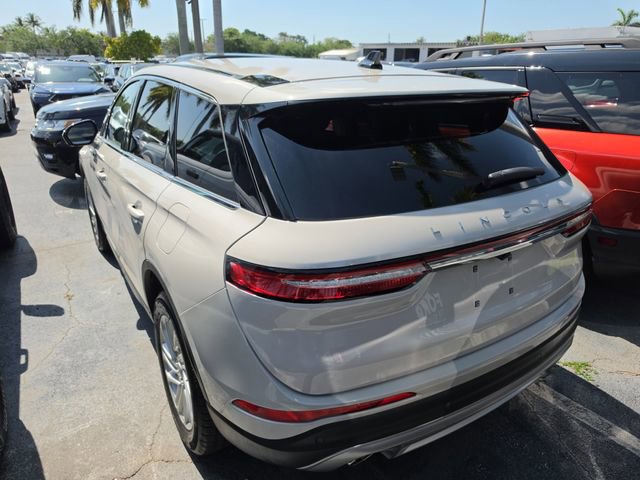 Used 2023 Lincoln Corsair FWD image 4