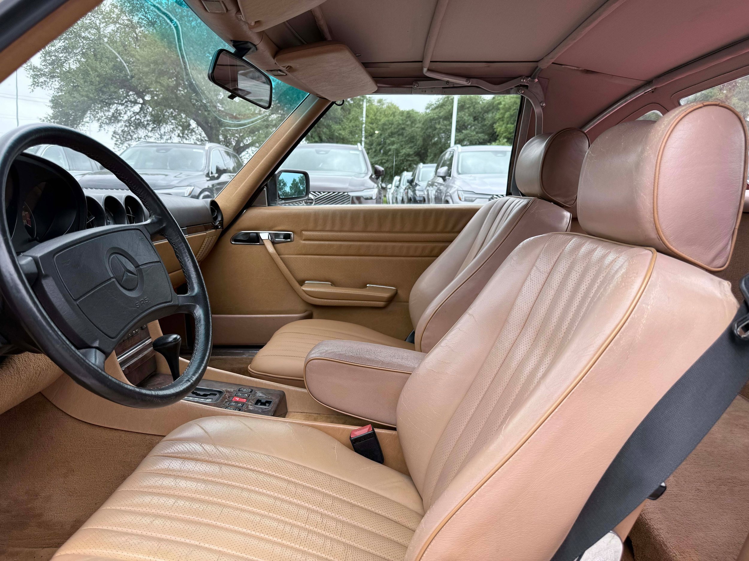 Used 1988 Mercedes-Benz 560 SL image 12