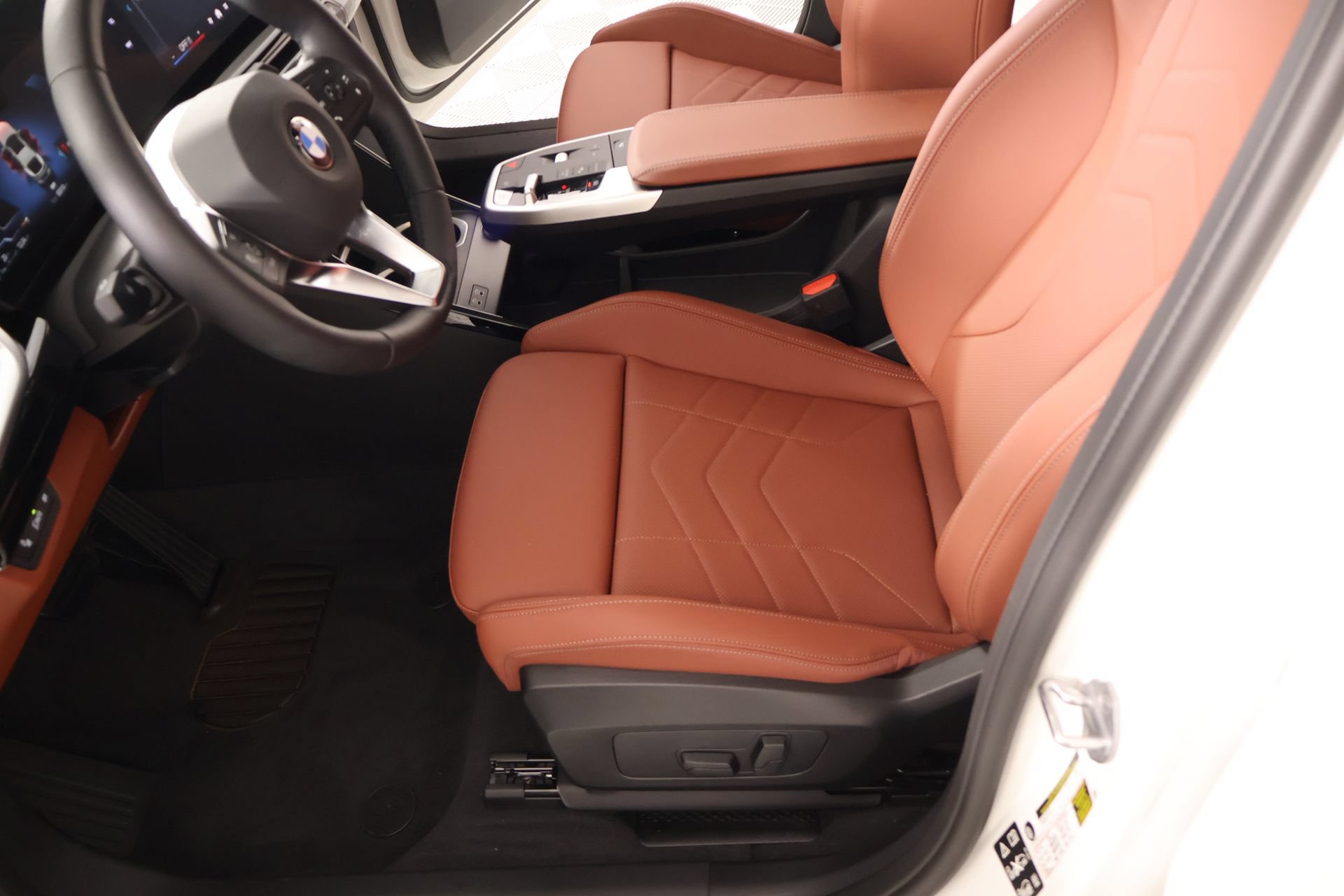 New 2026 BMW X2 xDrive28i w/ Technology Package AWD/4WD image 11