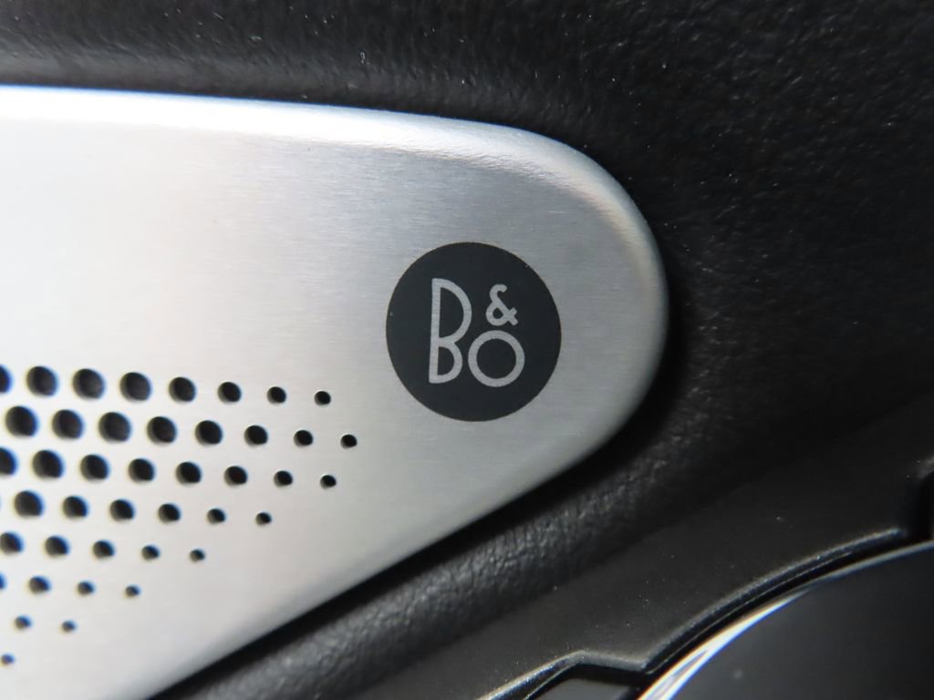 Used 2024 Ford Explorer ST w/ Technology Package AWD/4WD image 57