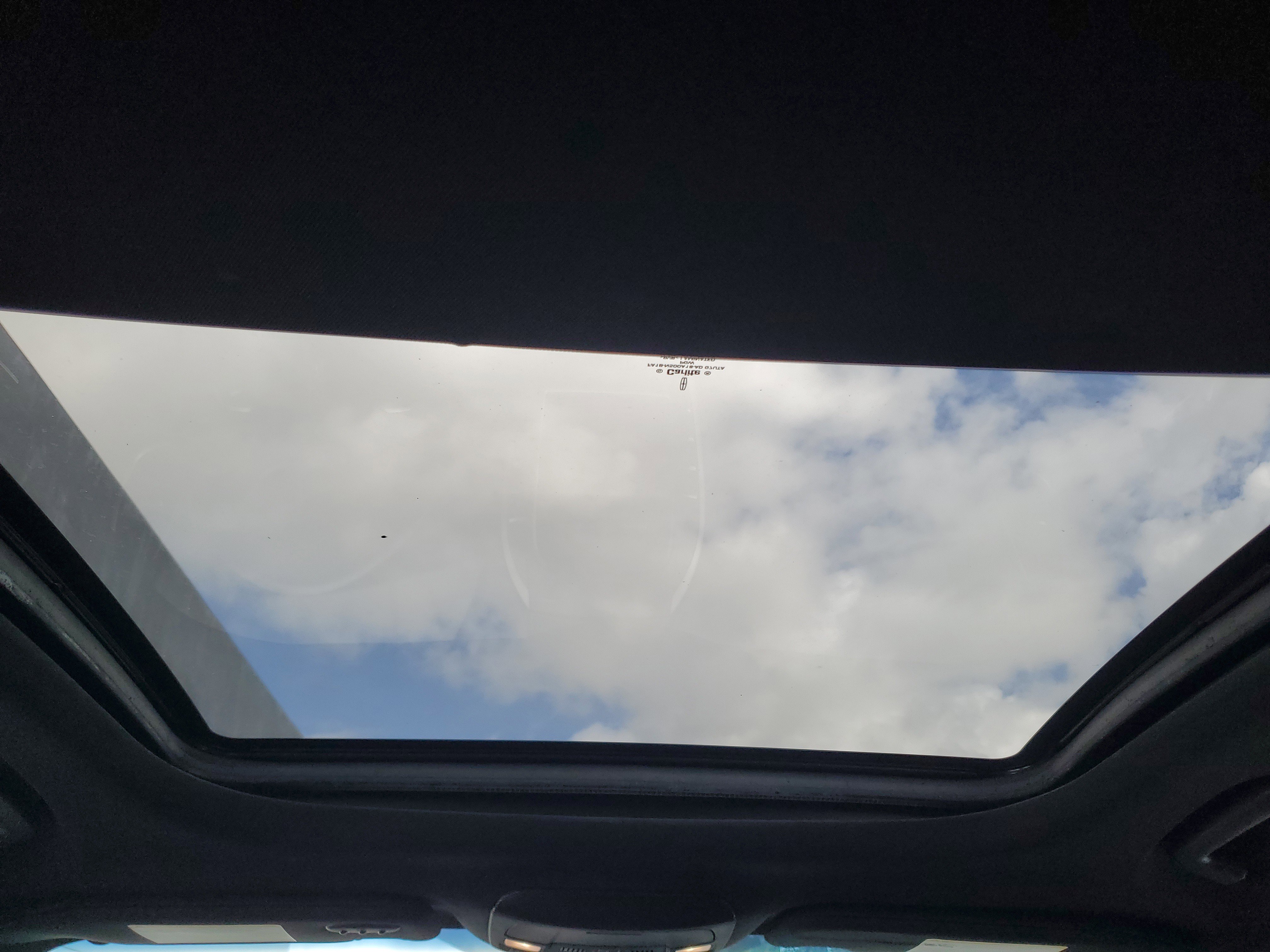 Used 2018 Lincoln MKX Reserve image 15