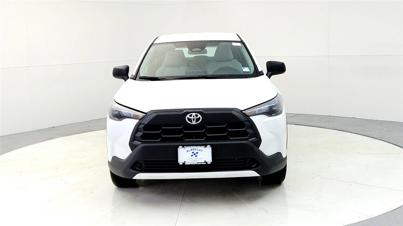 New 2026 Toyota Corolla Cross L image 8