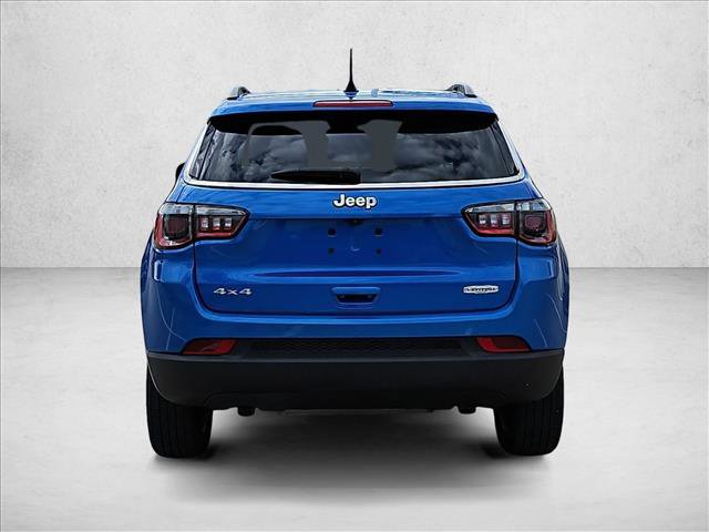 Used 2024 Jeep Compass Latitude AWD/4WD image 7