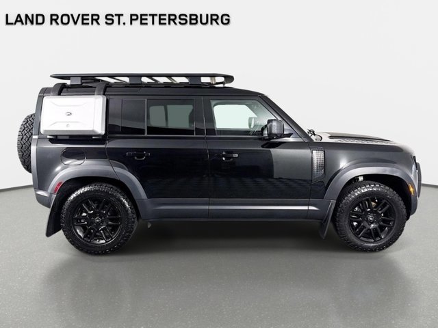 Certified 2023 Land Rover Defender 110 S AWD/4WD image 4