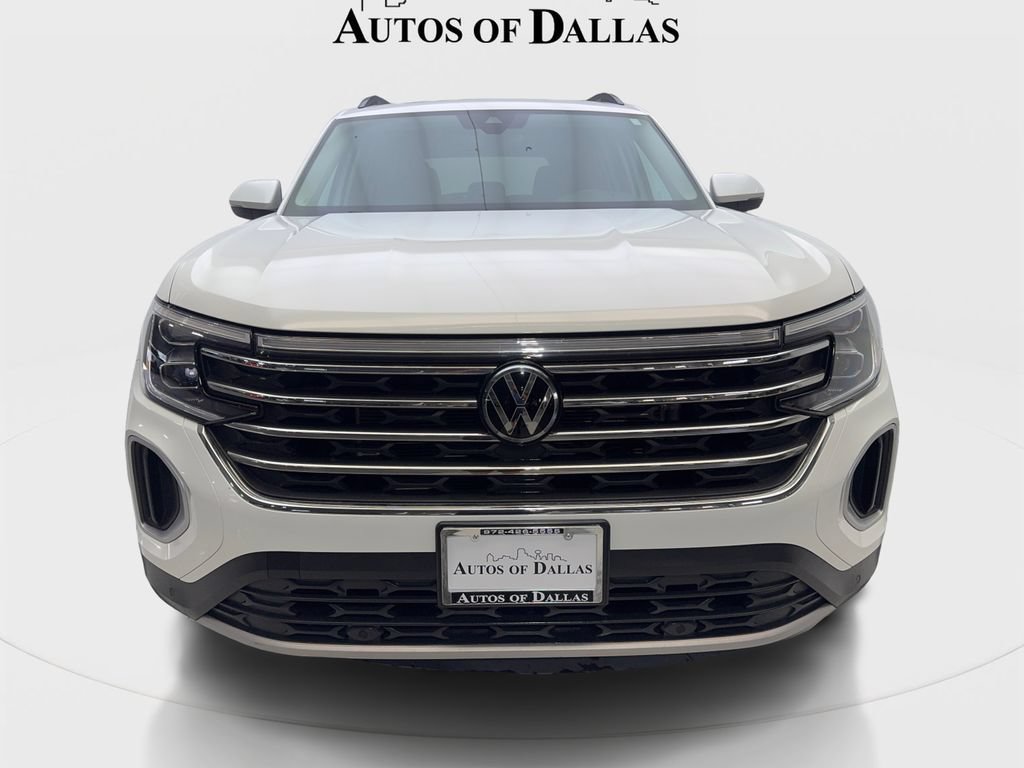 Used 2025 Volkswagen Atlas SE FWD image 4