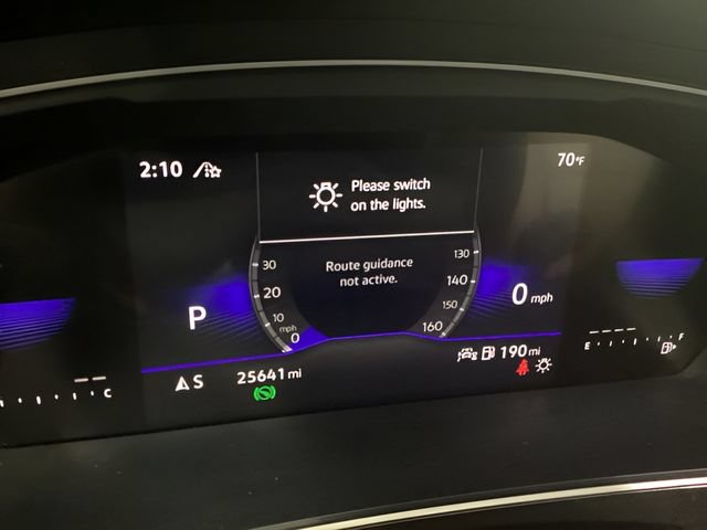 Certified 2024 Volkswagen Tiguan SE R-Line AWD/4WD image 8