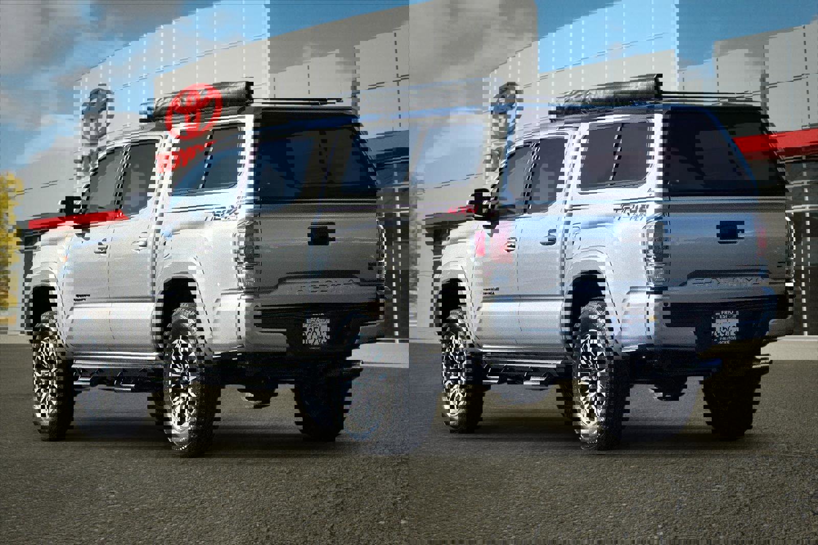 Used 2021 Toyota Tacoma TRD Sport image 5