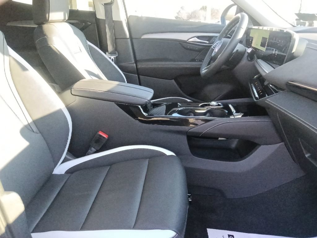Used 2025 Buick Envision Sport Touring image 32