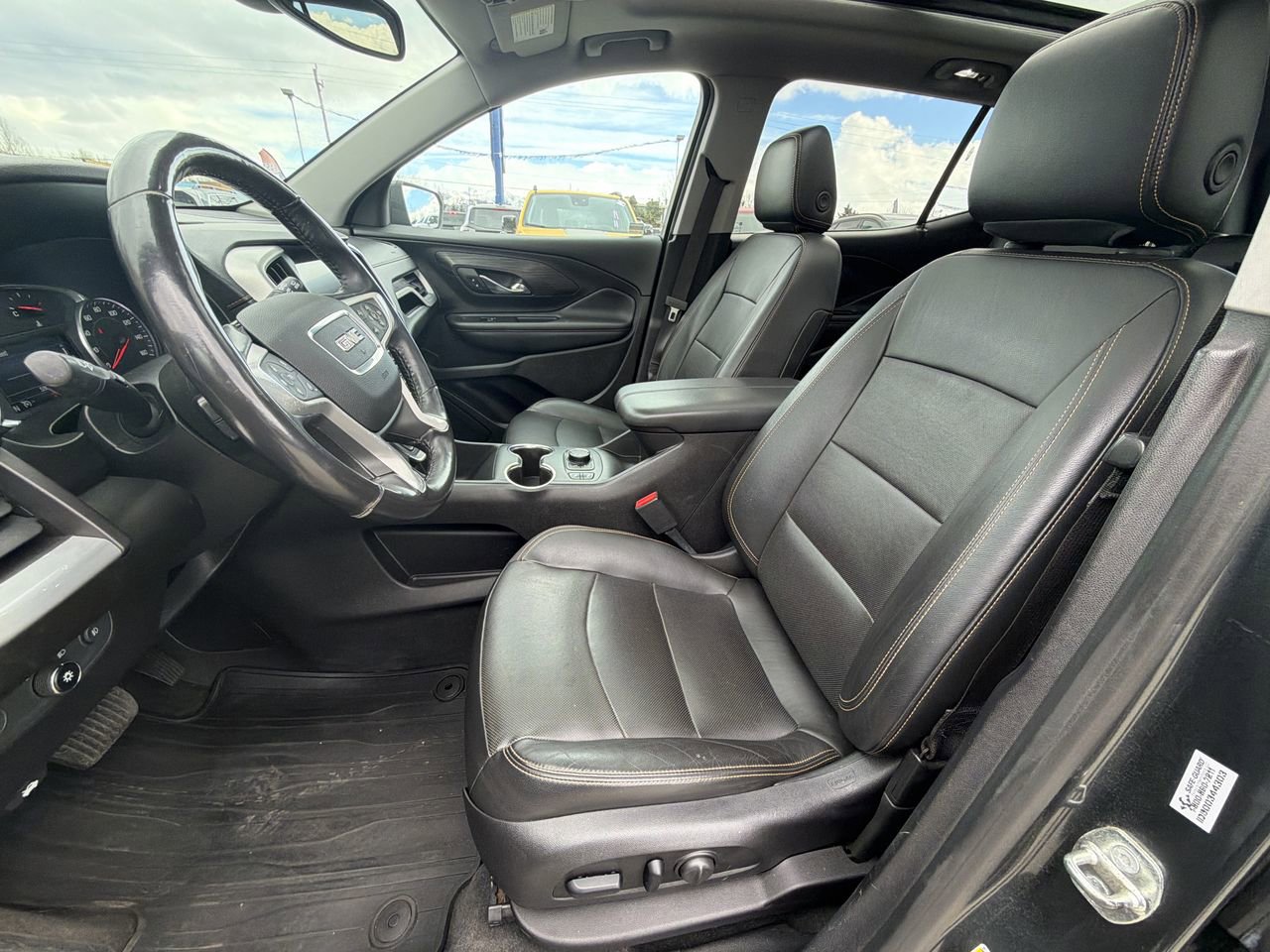 Used 2018 GMC Terrain SLT w/ Infotainment Package II AWD/4WD image 13