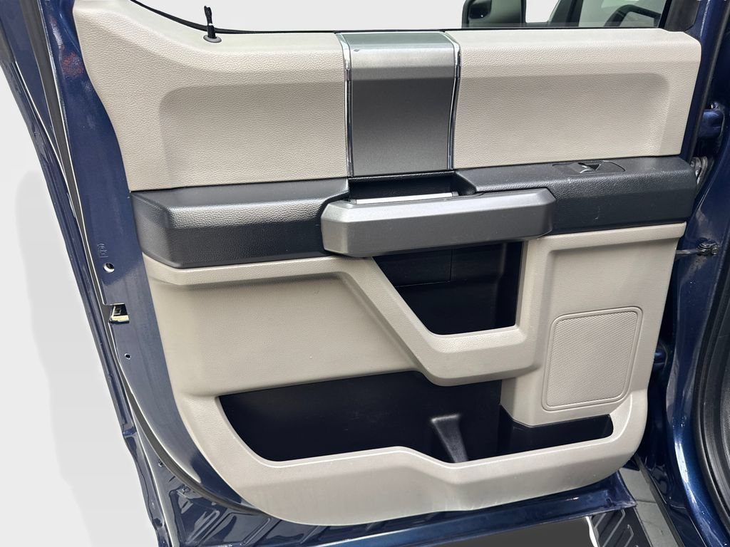 Used 2016 Ford F150 XLT w/ Equipment Group 302A Luxury RWD image 37
