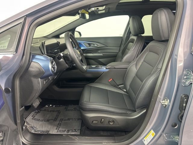 New 2026 Chevrolet Equinox EV LT image 21