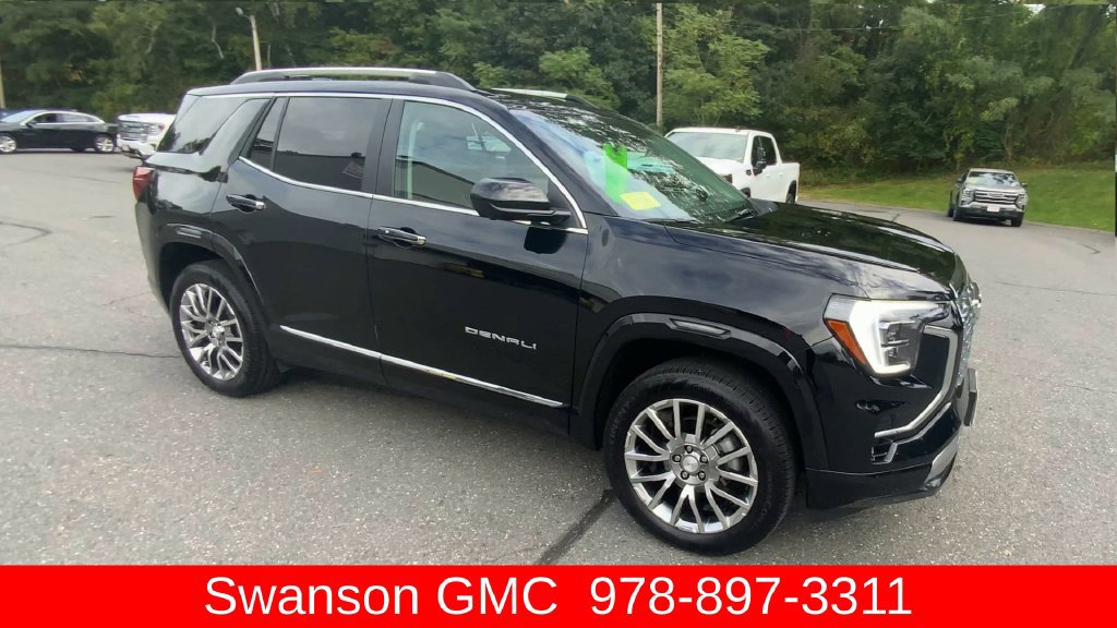 Certified 2026 GMC Terrain Denali w/ LPO, Floor Liner Package AWD/4WD image 2