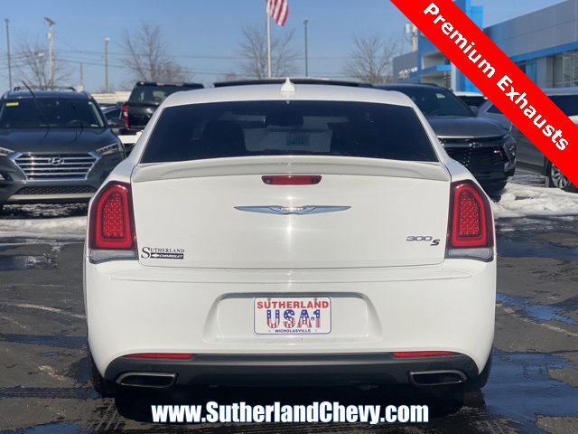 Used 2019 Chrysler 300 S w/ S Model Appearance Package image 6