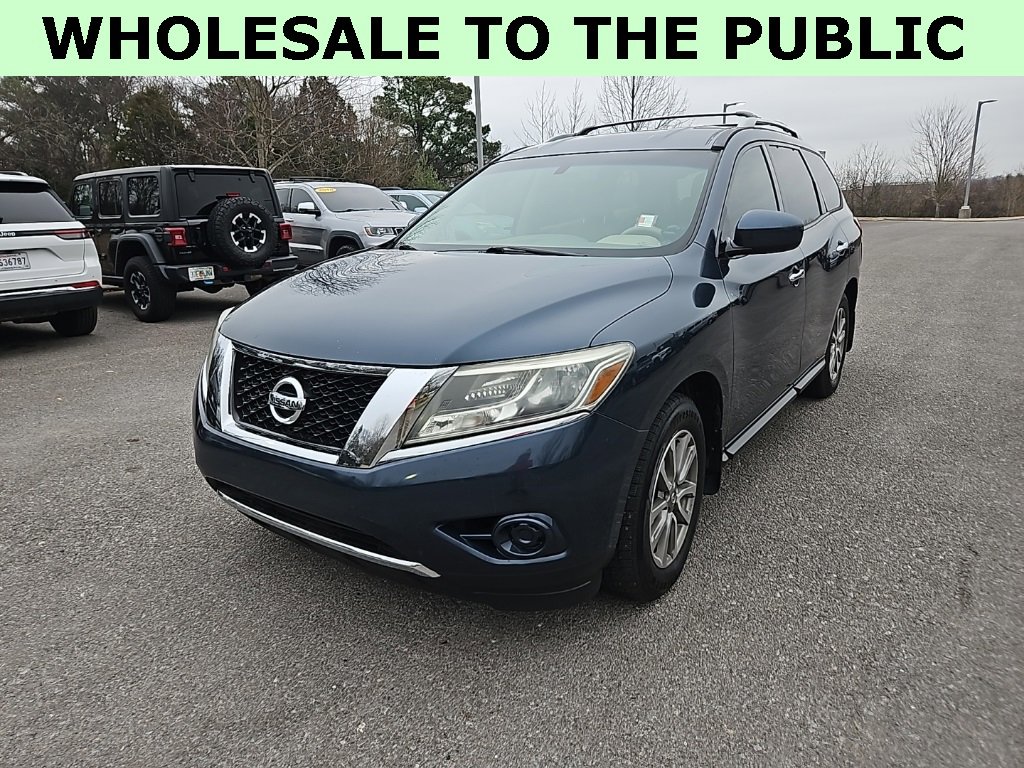 Used 2015 Nissan Pathfinder S image 3
