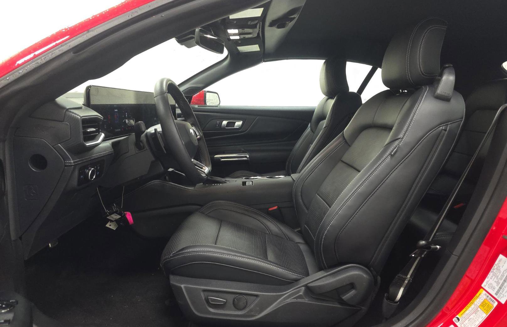 Used 2025 Ford Mustang GT Premium image 9