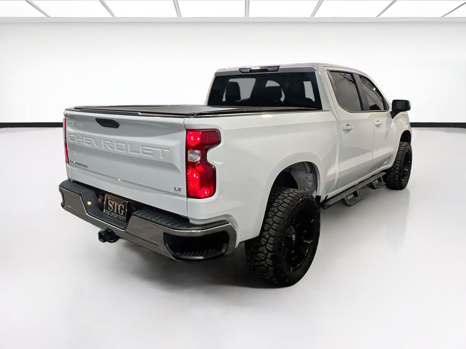 Used 2021 Chevrolet Silverado 1500 LT RWD image 4