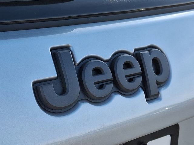 New 2026 Jeep Compass Latitude image 17