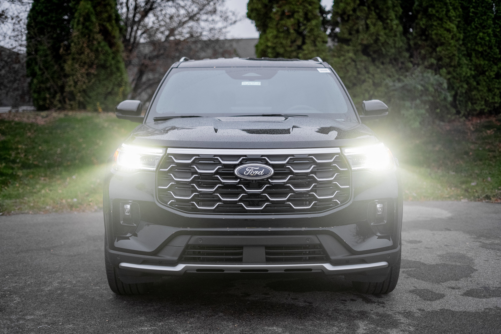 New 2026 Ford Explorer Platinum w/ LUX Leather Package image 2