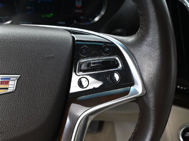Used 2017 Cadillac Escalade ESV 4WD image 24