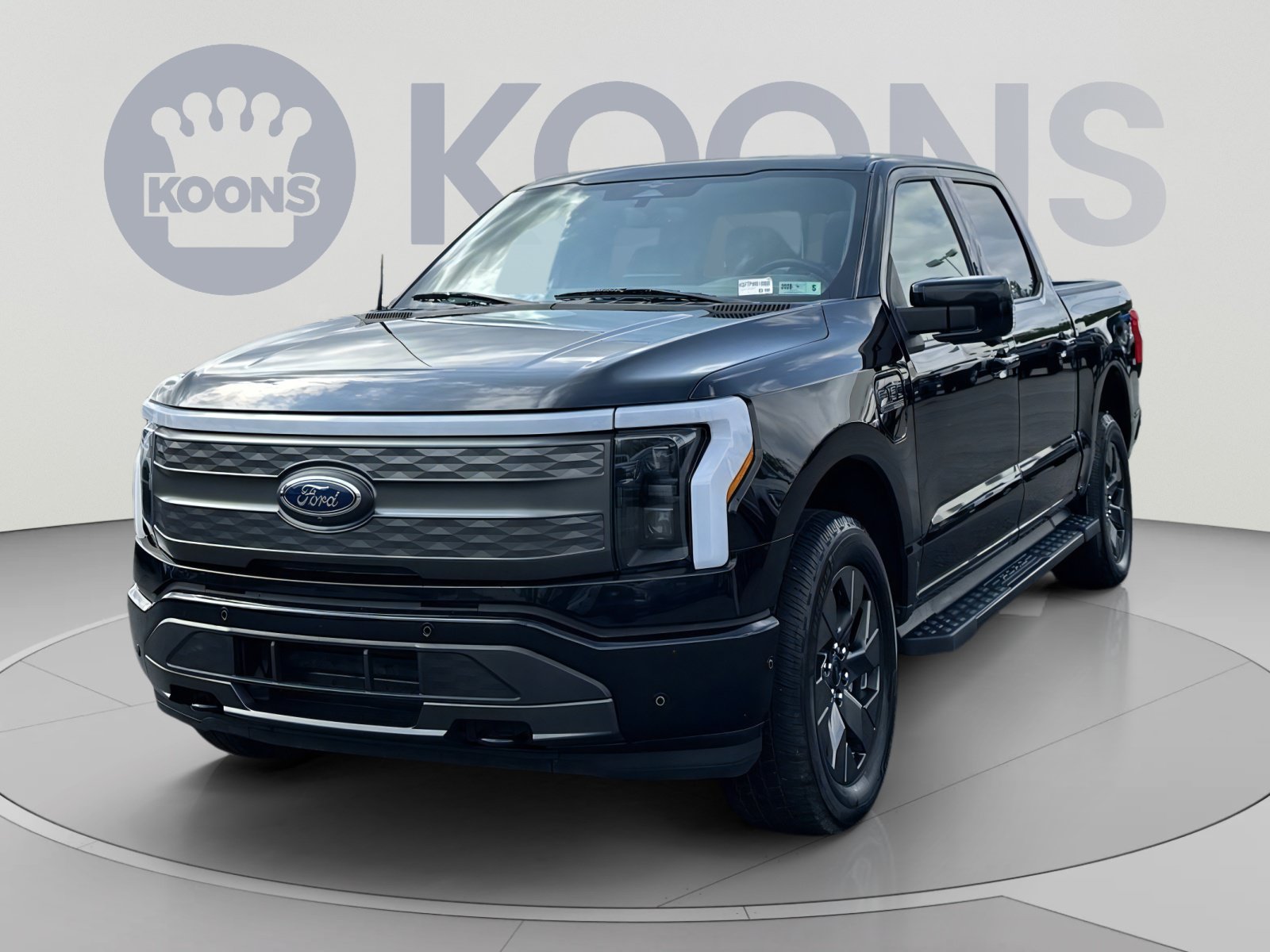 Used 2023 Ford F150 Lightning Lariat w/ Equipment Group 511A High
