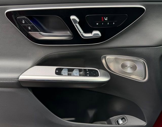 Certified 2024 Mercedes-Benz GLC 300 4MATIC image 16