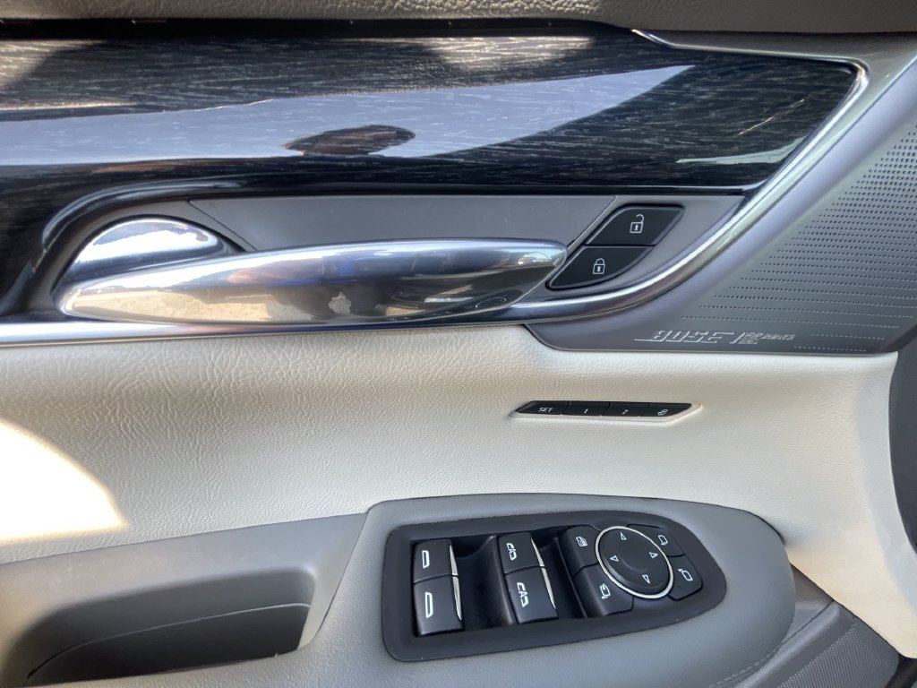 Certified 2023 Cadillac XT6 Premium Luxury w/ Technology Package FWD image 24