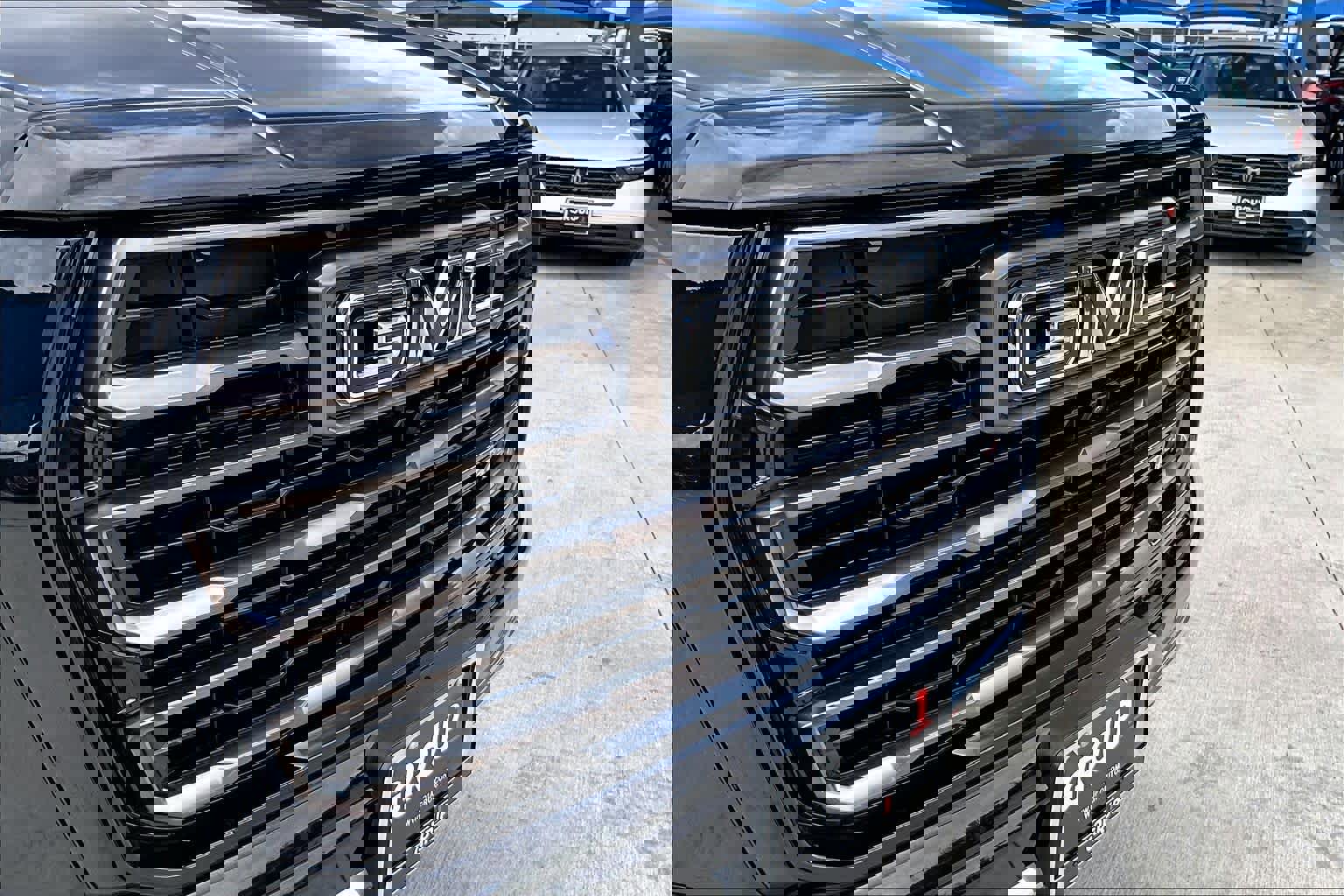 Used 2025 GMC Yukon XL AT4 Ultimate w/ LPO, Floor Liner Package image 30