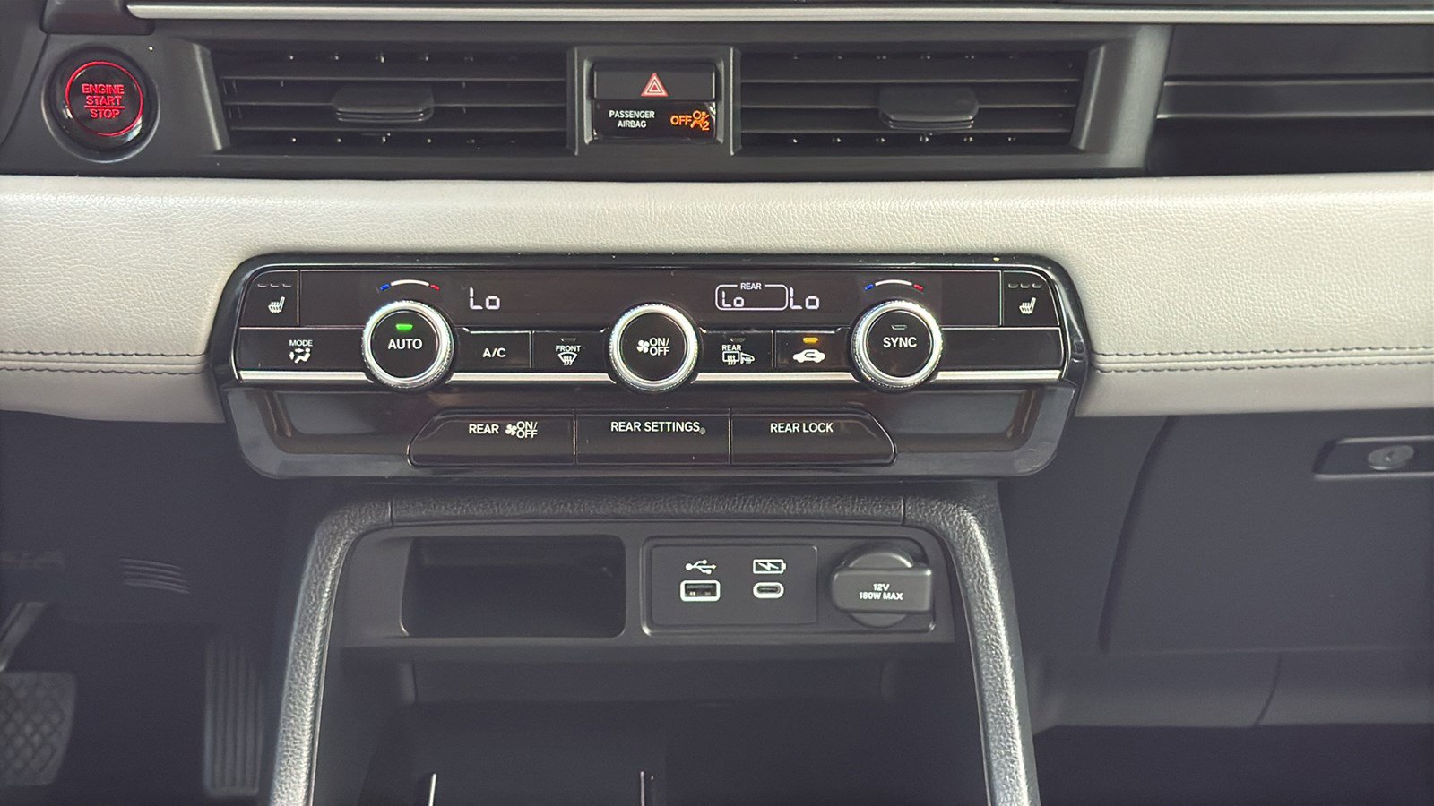 Used 2024 Honda Pilot Touring image 24