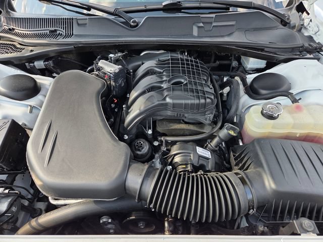 Used 2023 Dodge Challenger SXT RWD image 27