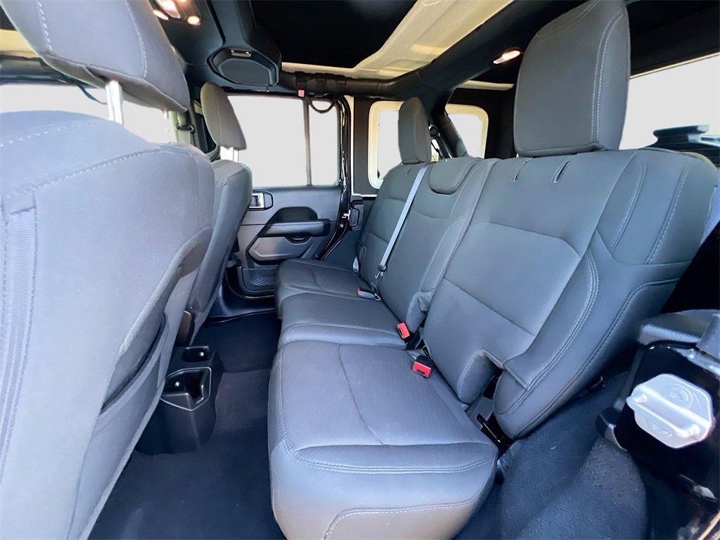Used 2022 Jeep Wrangler Unlimited Sahara w/ LED Lighting Group image 24