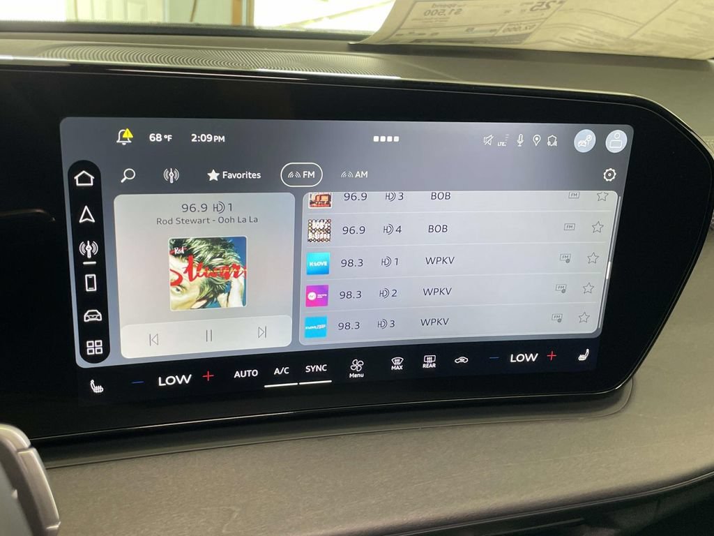 New 2026 Audi Q3 quattro 2.0T AWD/4WD image 28