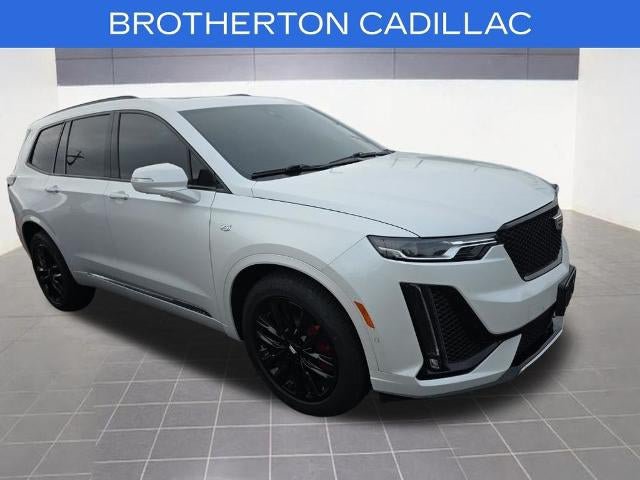 Used 2022 Cadillac XT6 Sport w/ Technology Package AWD/4WD image 4