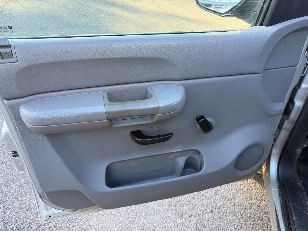 Used 2009 GMC Sierra 1500 W/T image 9