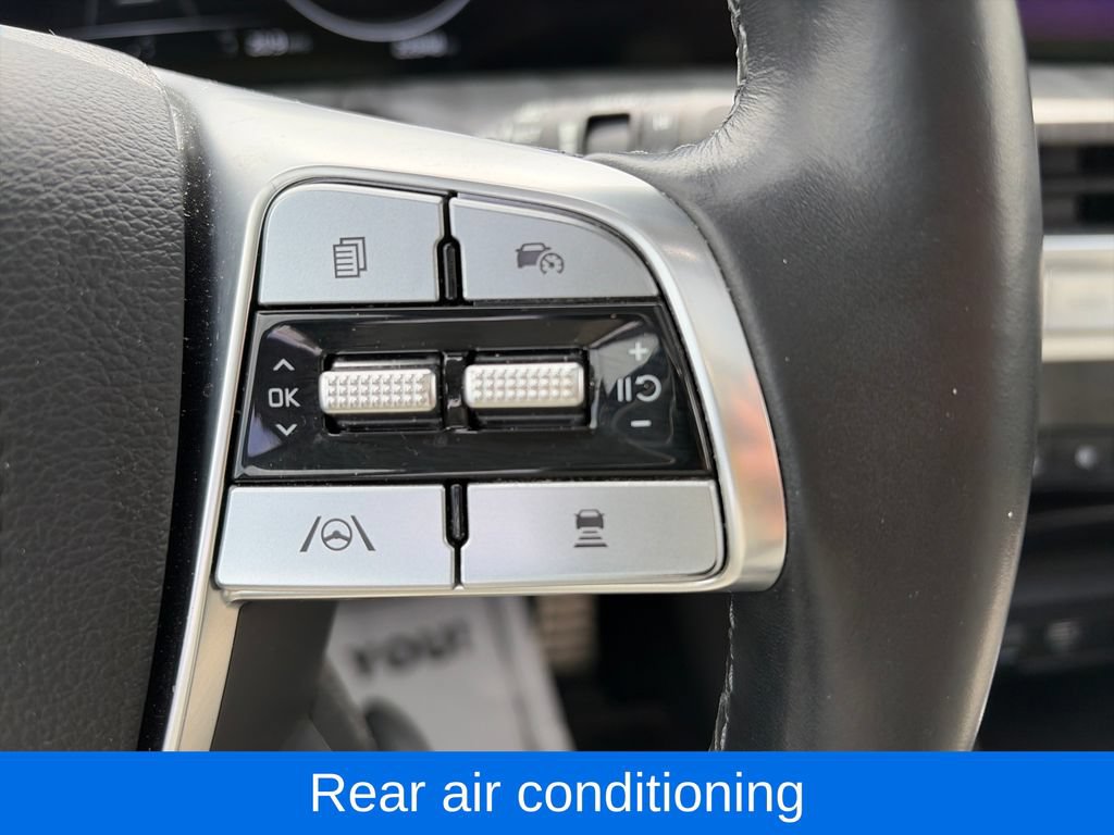 Used 2024 Kia Telluride SX Prestige w/ Towing Package AWD/4WD image 14