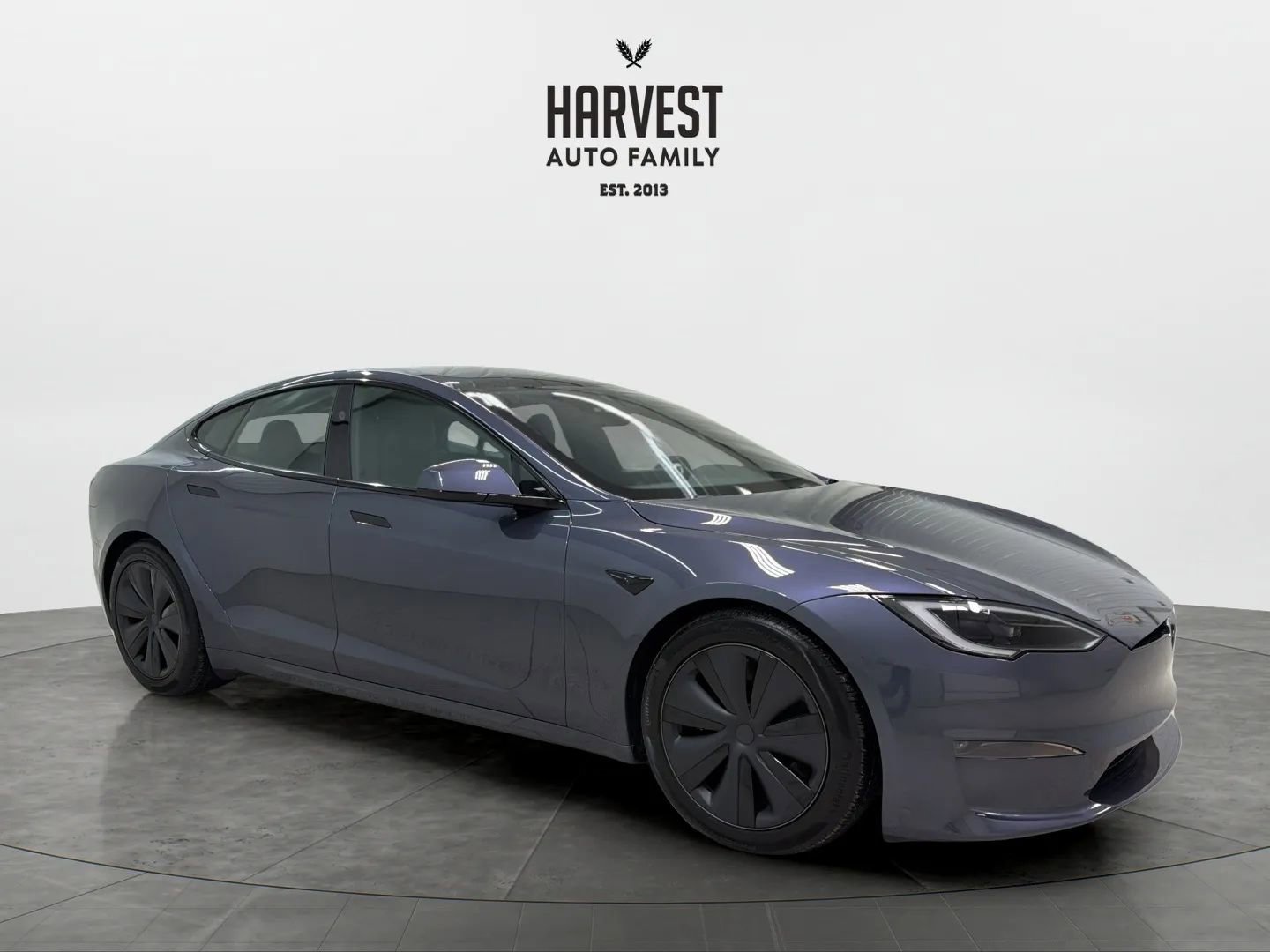 Used 2023 Tesla Model S Standard Range image 9