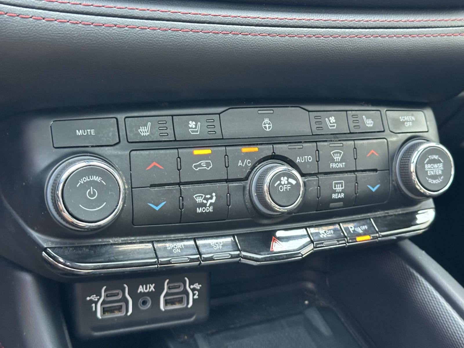 Used 2023 Dodge Durango R/T AWD/4WD image 29