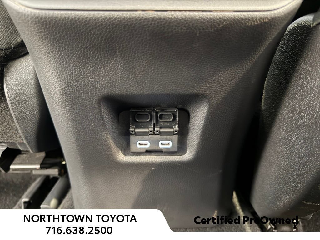 Used 2024 Toyota RAV4 XLE AWD/4WD image 18