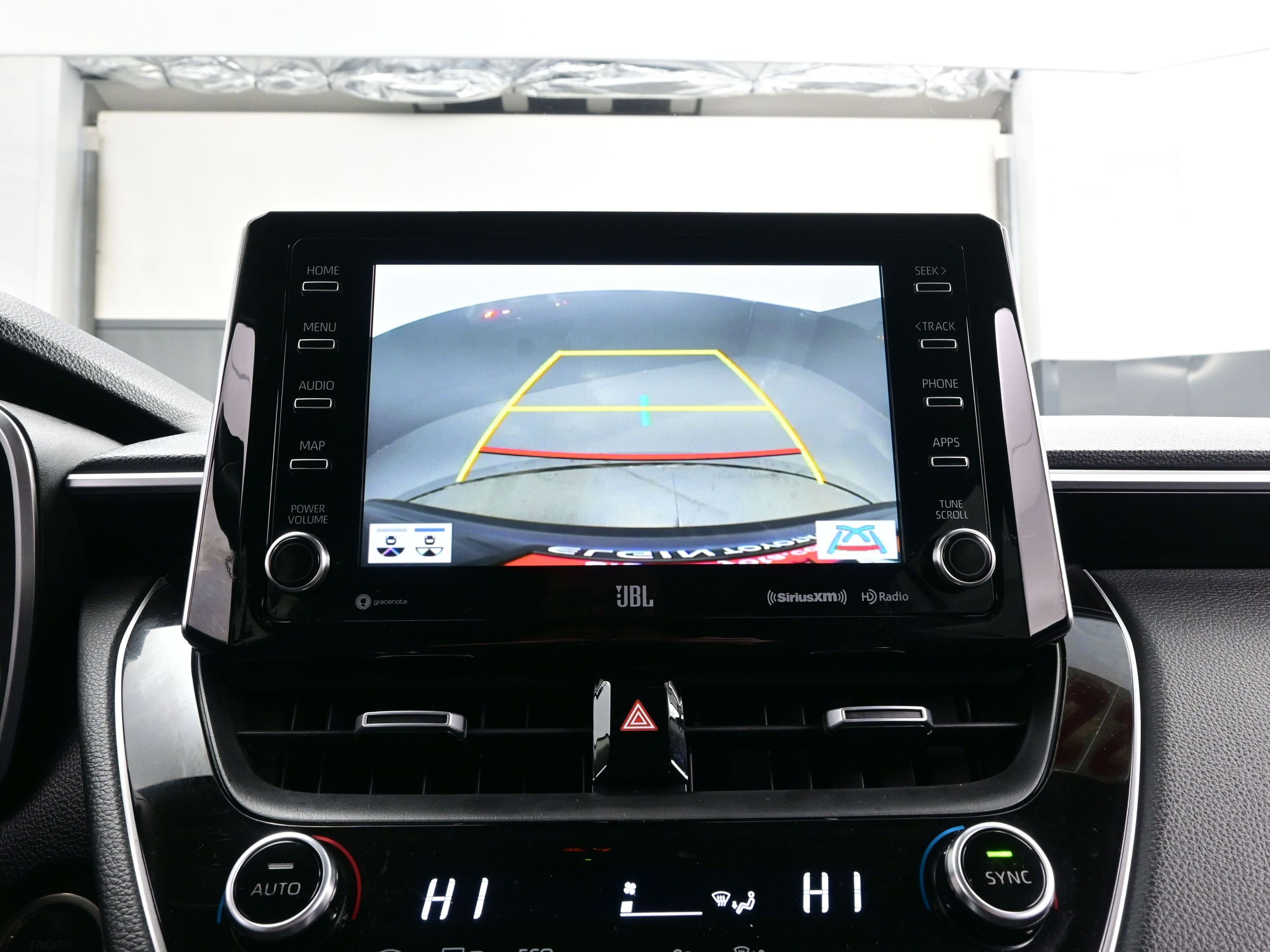 Used 2022 Toyota Corolla Cross XLE image 19