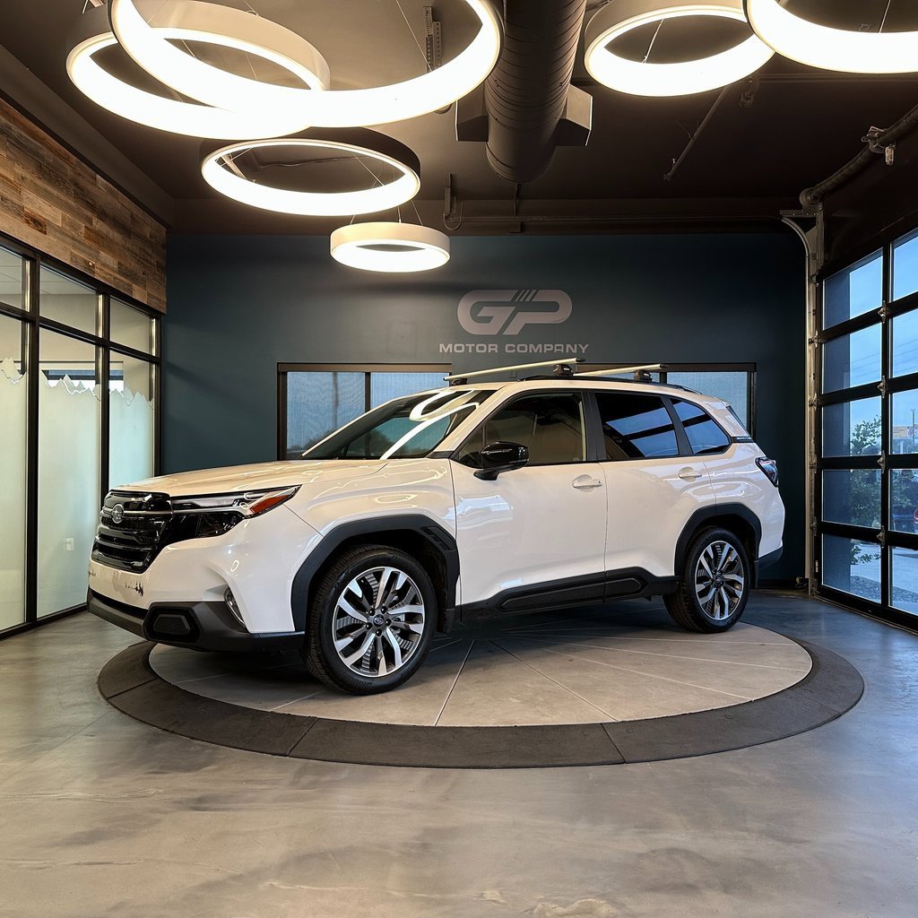 Used 2025 Subaru Forester Touring image 7