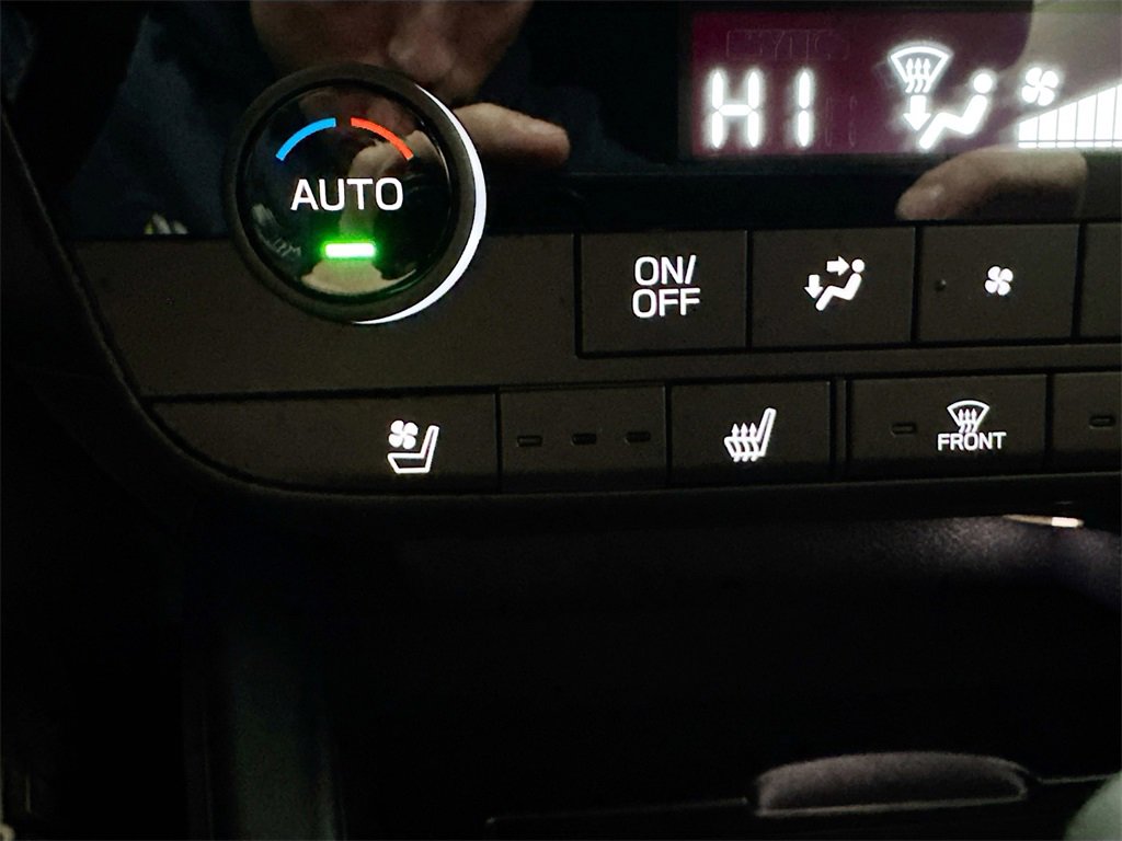 New 2026 Subaru Outback Touring XT image 18