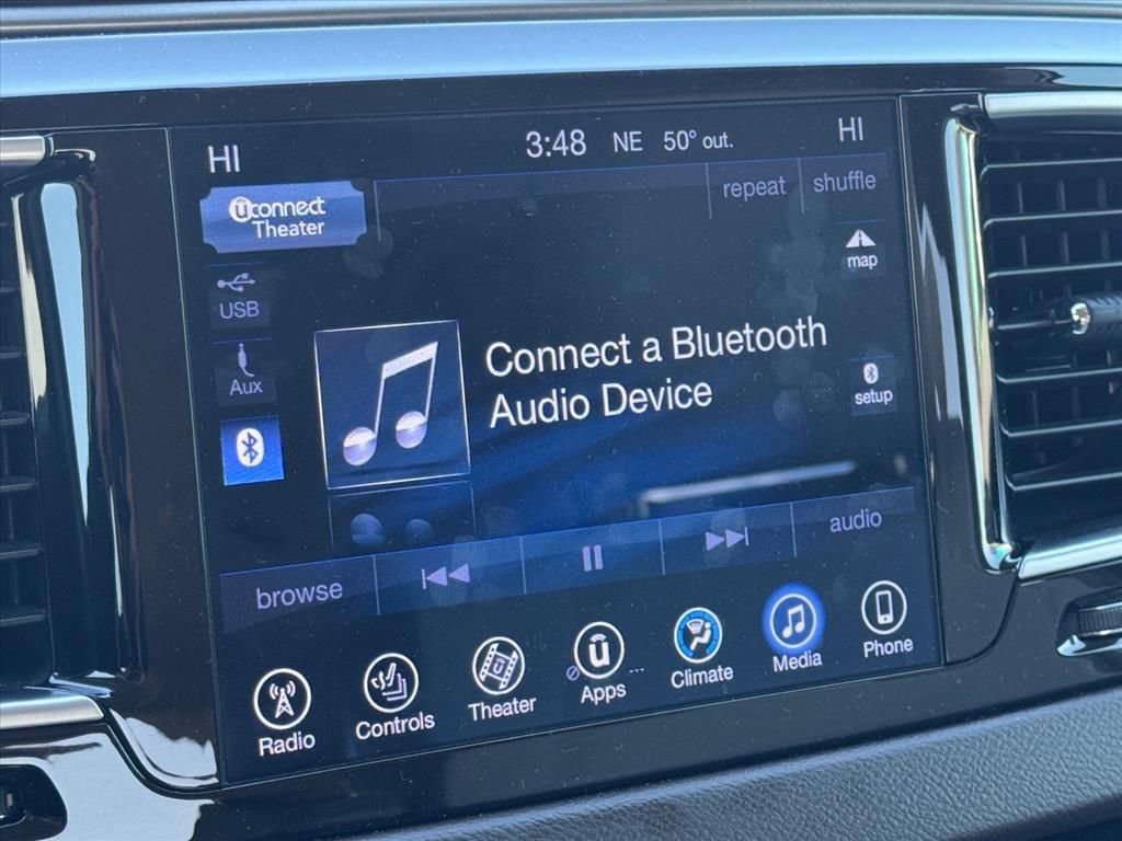 Used 2017 Chrysler Pacifica Touring-L Plus w/ Tire & Wheel Group image 20