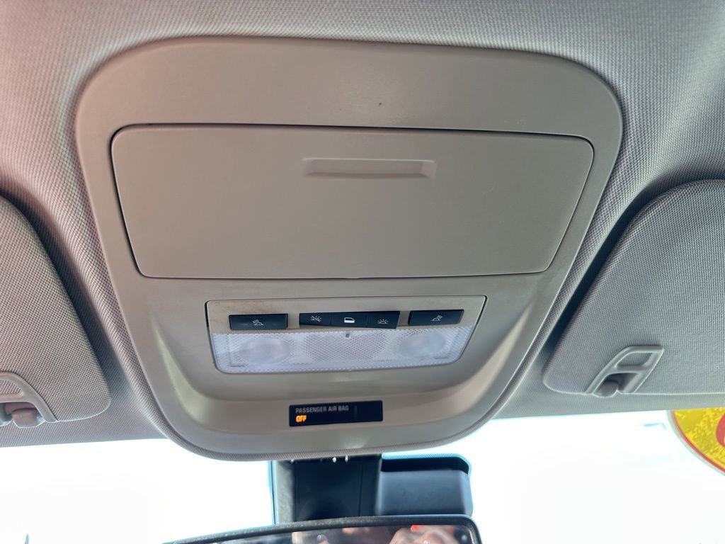 Used 2016 Chevrolet Colorado LT w/ LT Convenience Package image 9