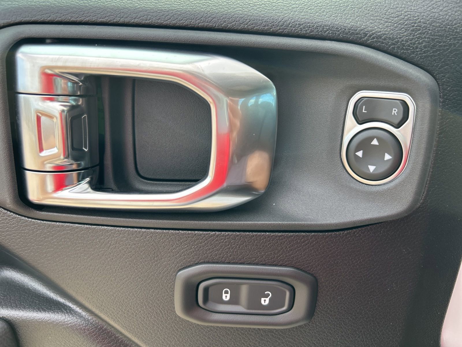 New 2026 Jeep Wrangler Sport S image 11