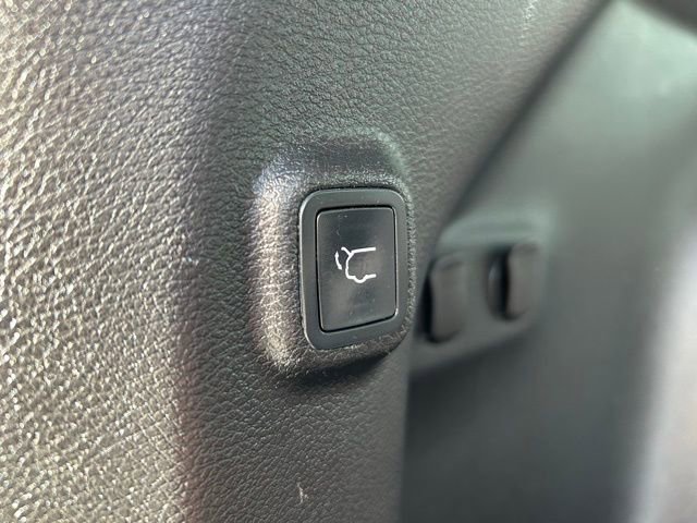 Used 2019 Jeep Cherokee Limited image 52