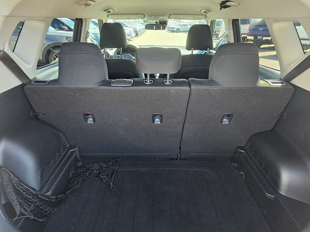 Used 2023 Kia Soul LX image 12