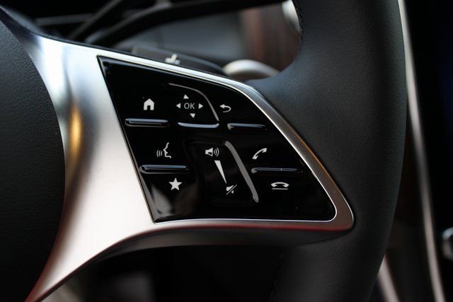 New 2025 Mercedes-Benz GLC 350e 4MATIC image 20