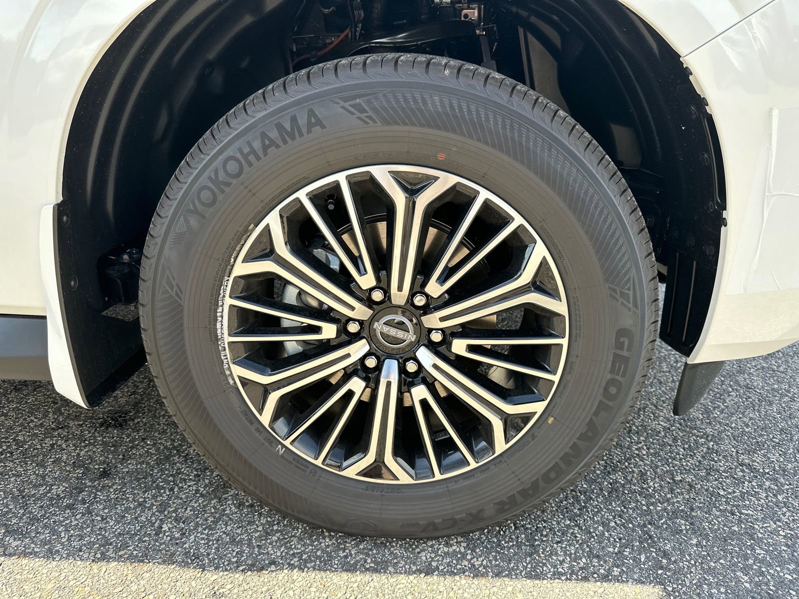 New 2026 Nissan Armada Platinum w/ Convenience Package image 12