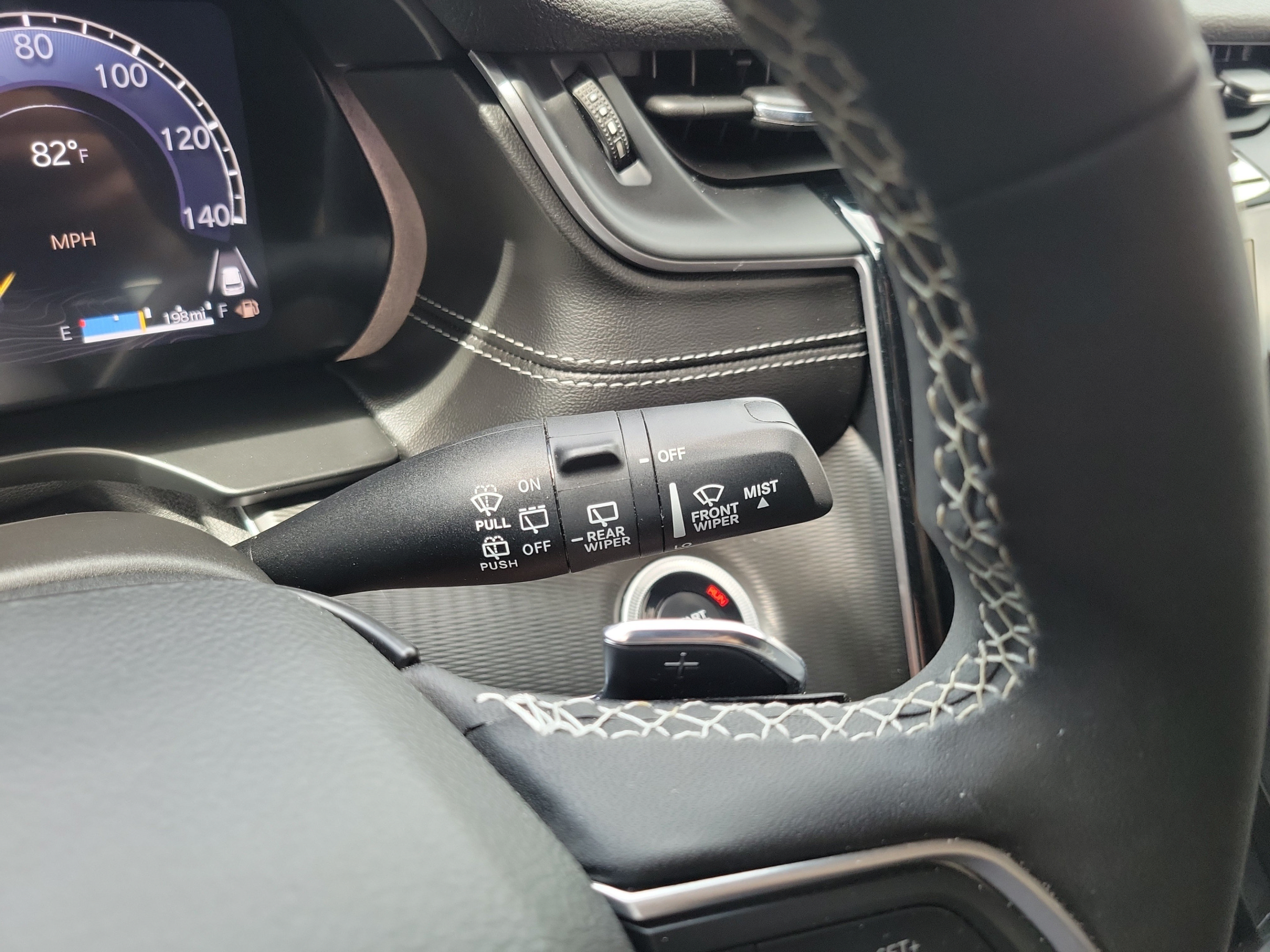 Used 2025 Jeep Grand Cherokee Laredo X RWD image 23