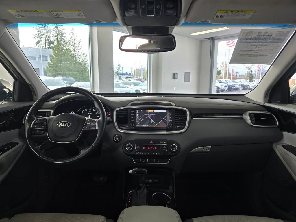 Used 2019 Kia Sorento SX image 26