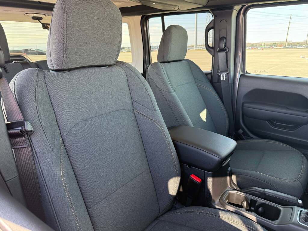 New 2026 Jeep Wrangler Sport S image 21